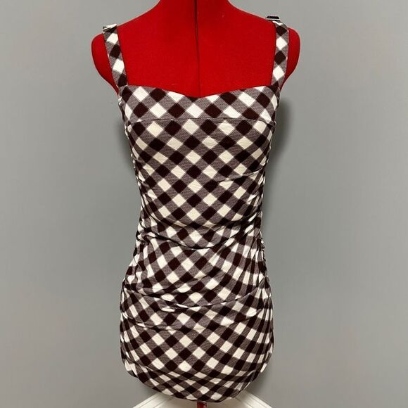 Urban outfitters dress. Adjustable straps. Size S-P - Picture 1 of 6